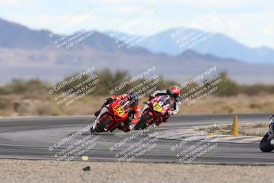 media/Nov-16-2025-Race Pace (Sun) [[8c5fa54630]]/Non Verified Riders (1st 20 Minutes)/5-Turn 15 (110pm)/